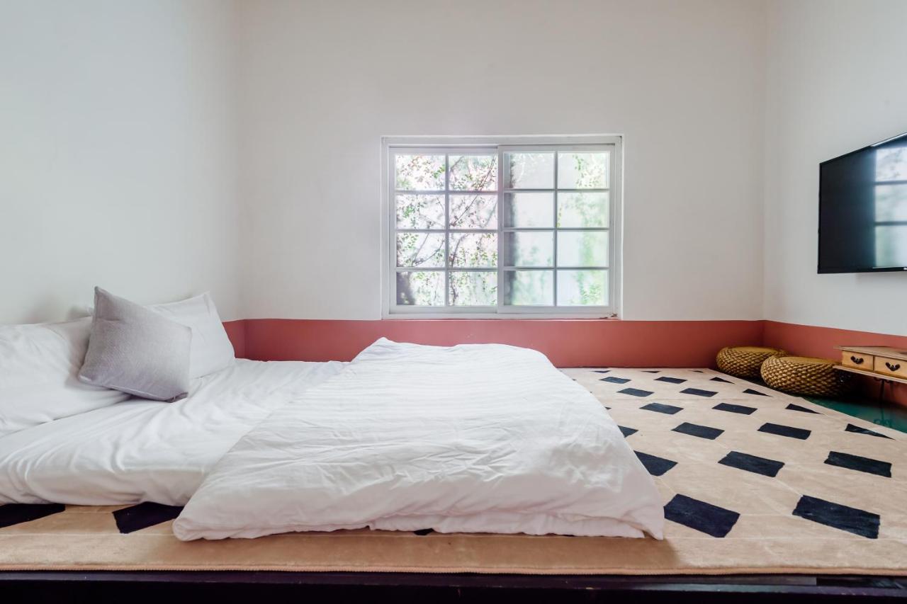 Tainan Weshare Hotel エクステリア 写真