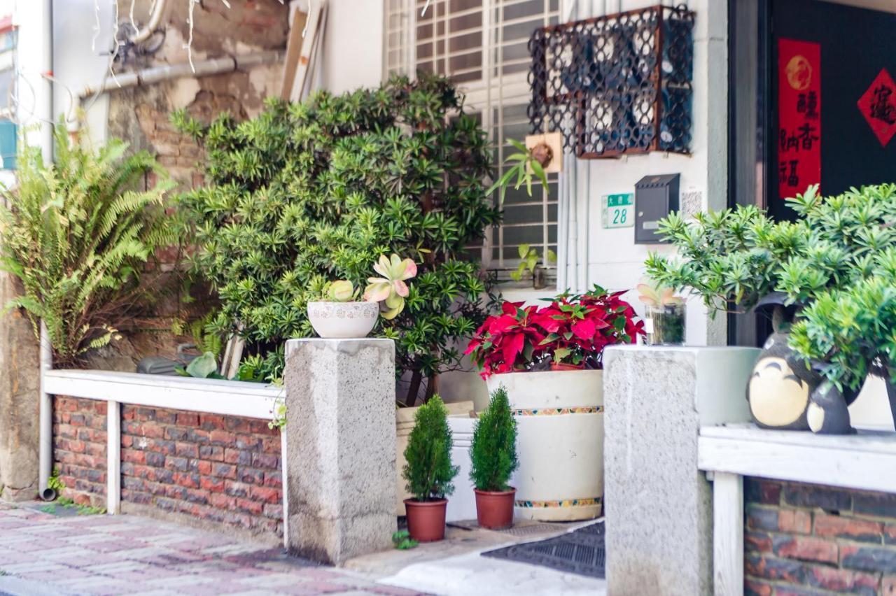 Tainan Weshare Hotel エクステリア 写真