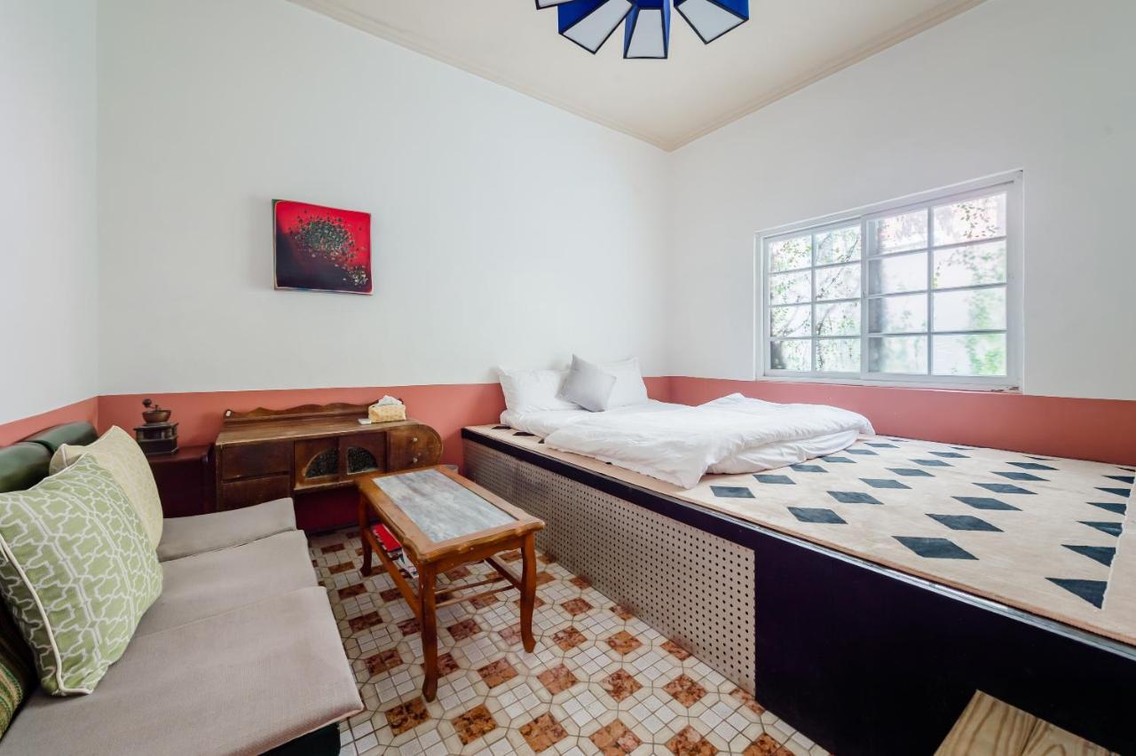 Tainan Weshare Hotel エクステリア 写真